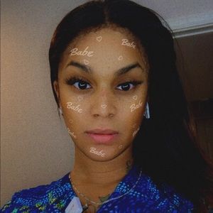 Meet your Posher, Lauryn